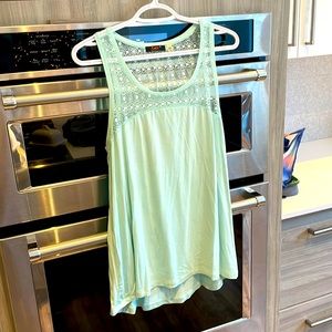 Women’s Tank top. Size L. OUC